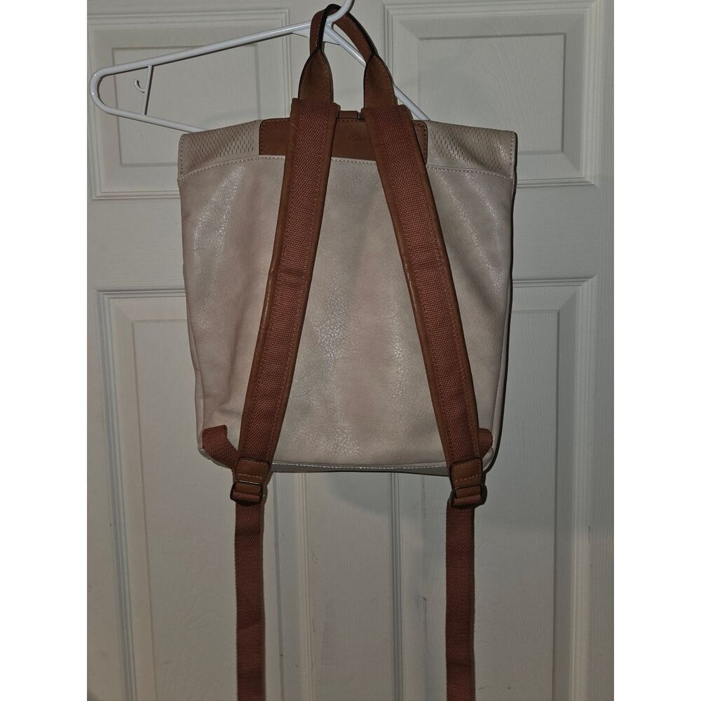 Leather-Style Backpack - Picture 4 of 4